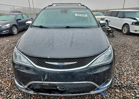 2018 Chrysler Pacifica Limited из США, поврежденный, VIN 2C4RC1GG2JR258129